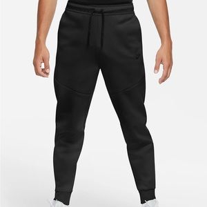 Men’s Nike Tech Fleece Joggers